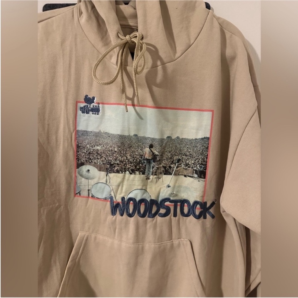 Woodstock Hoodie, Men’s Large, New without tags